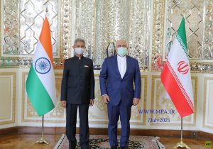 وزير الخارجية الإيراني يلتقي نظيره الهندي